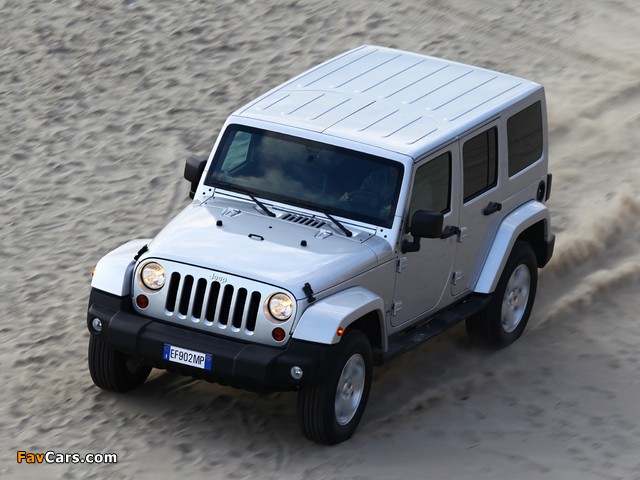 Jeep Wrangler Sahara Unlimited (JK) 2011 pictures (640 x 480)
