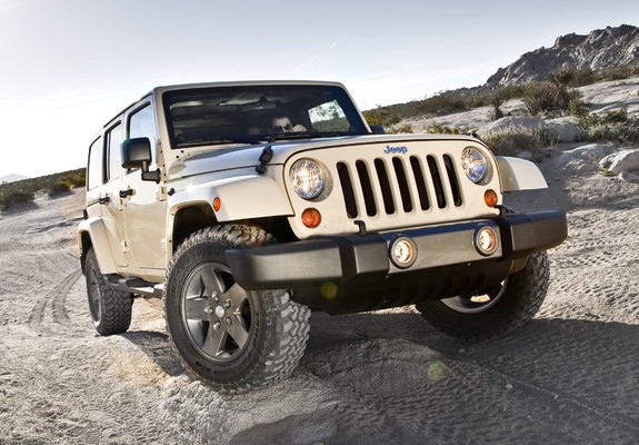 Jeep Wrangler Unlimited Mojave (JK) 2011 pictures