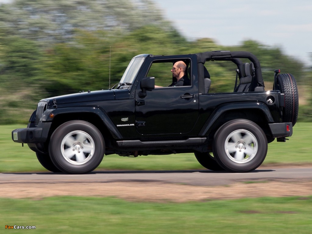 Photos of Jeep Wrangler 70th Anniversary UK-spec (JK) 2011 (1024 x 768)