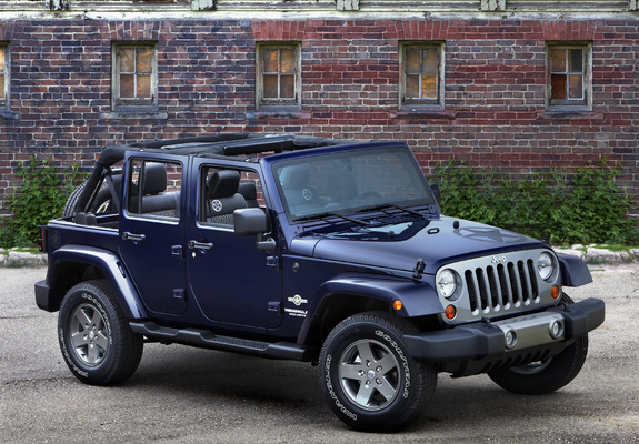 Photos of Jeep Wrangler Unlimited Freedom (JK) 2012