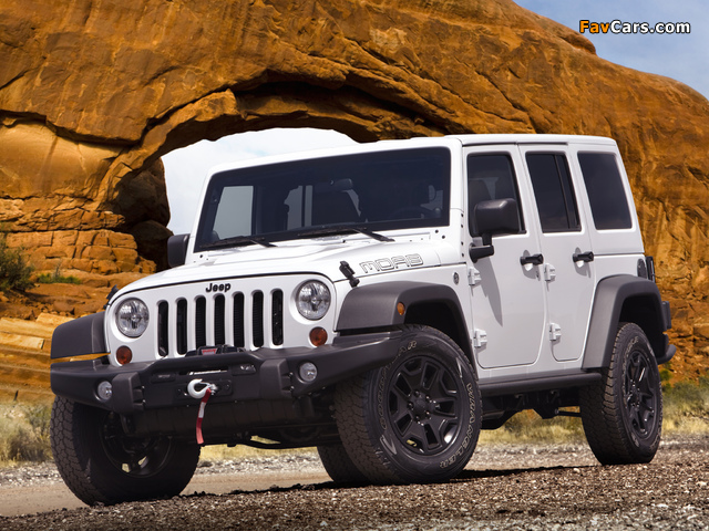 Photos of Jeep Wrangler Unlimited Moab (JK) 2012 (640 x 480)