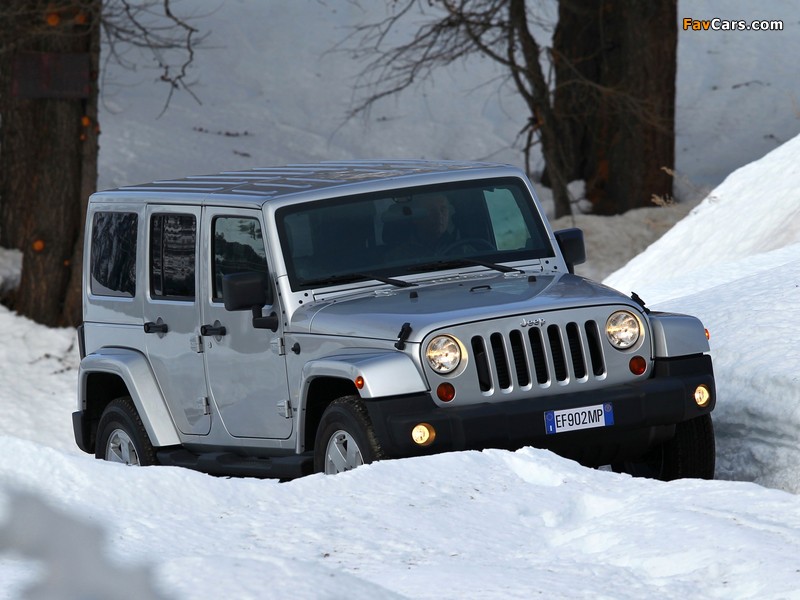 Pictures of Jeep Wrangler Sahara Unlimited (JK) 2011 (800 x 600)