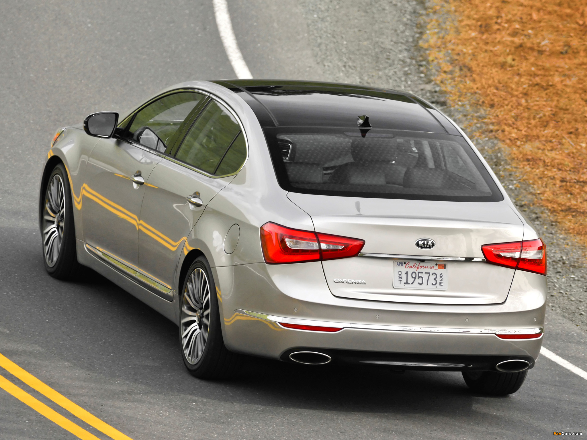 Kia Cadenza US-spec 2013 images (2048 x 1536)