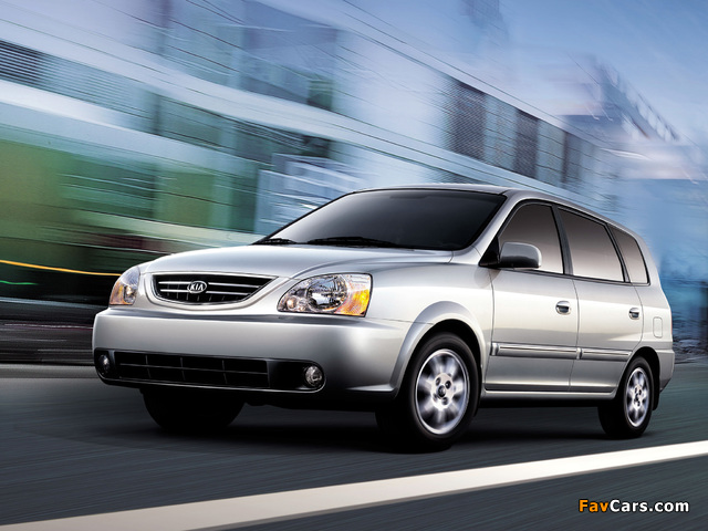 Kia Carens 2002–06 wallpapers (640 x 480)