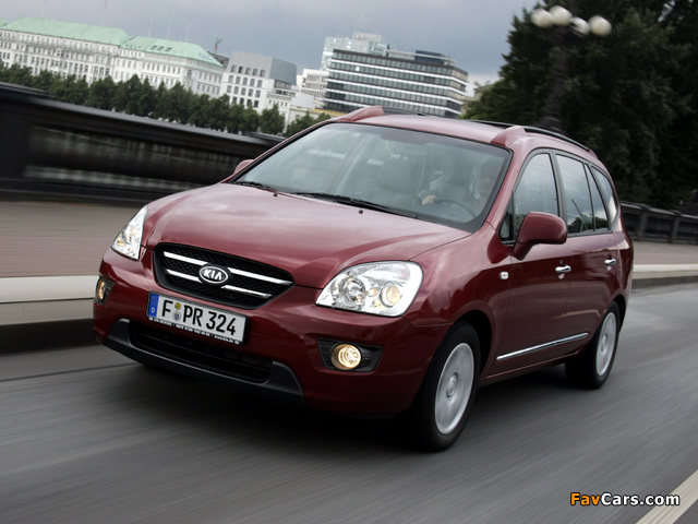 Kia Carens (UN) 2006–10 pictures (640 x 480)