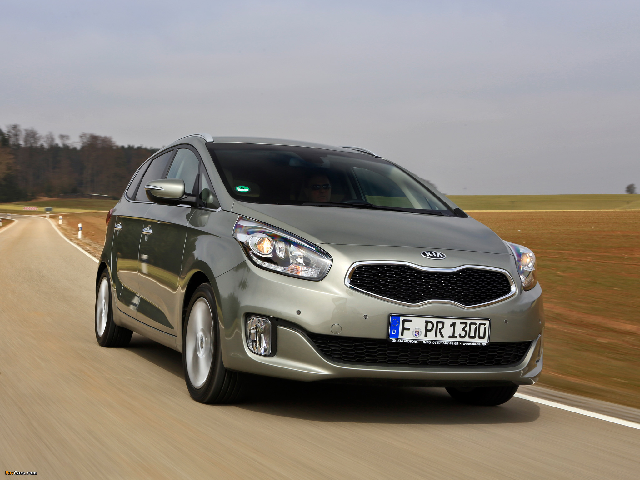 Kia Carens EcoDynamics 2013 pictures (2048 x 1536)