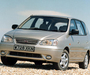 Photos of Kia Carens UK-spec 1999–2002