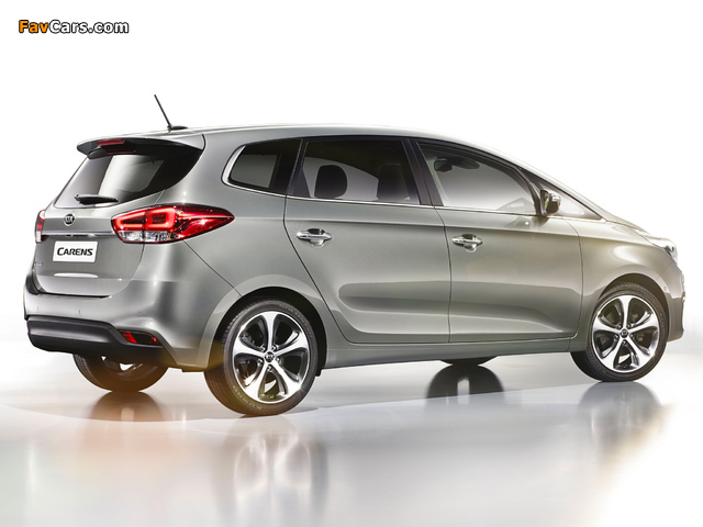 Photos of Kia Carens 2013 (640 x 480)