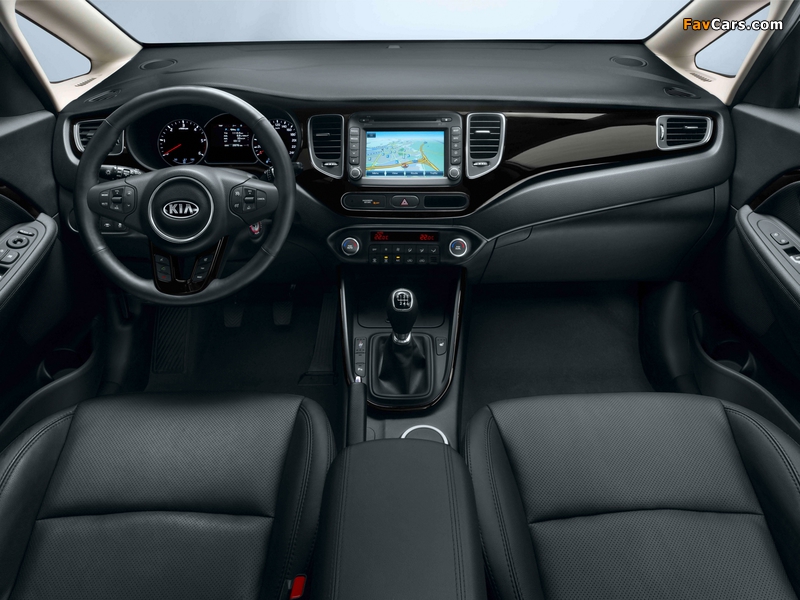 Pictures of Kia Carens 2013 (800 x 600)