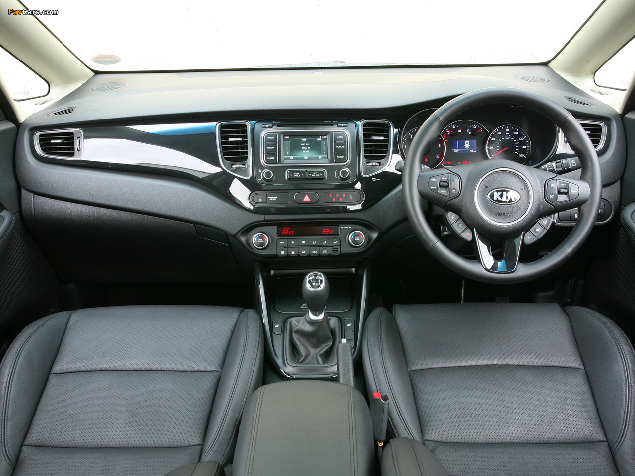 Pictures of Kia Carens EcoDynamics UK-spec 2013 (1280 x 960)