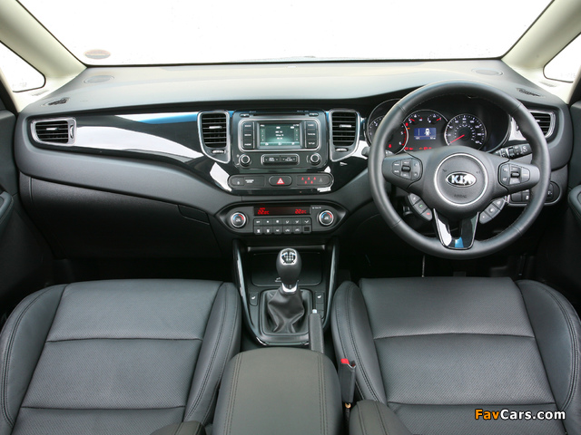 Pictures of Kia Carens EcoDynamics UK-spec 2013 (640 x 480)