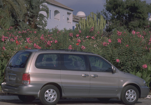 Images of Kia Carnival 2002–06