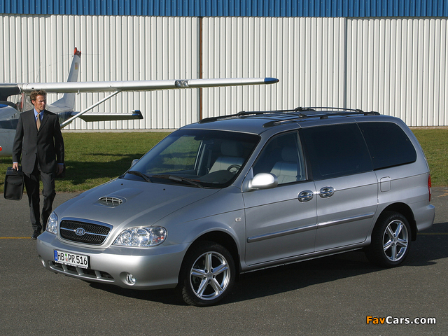 Kia Carnival 2002–06 photos (640 x 480)