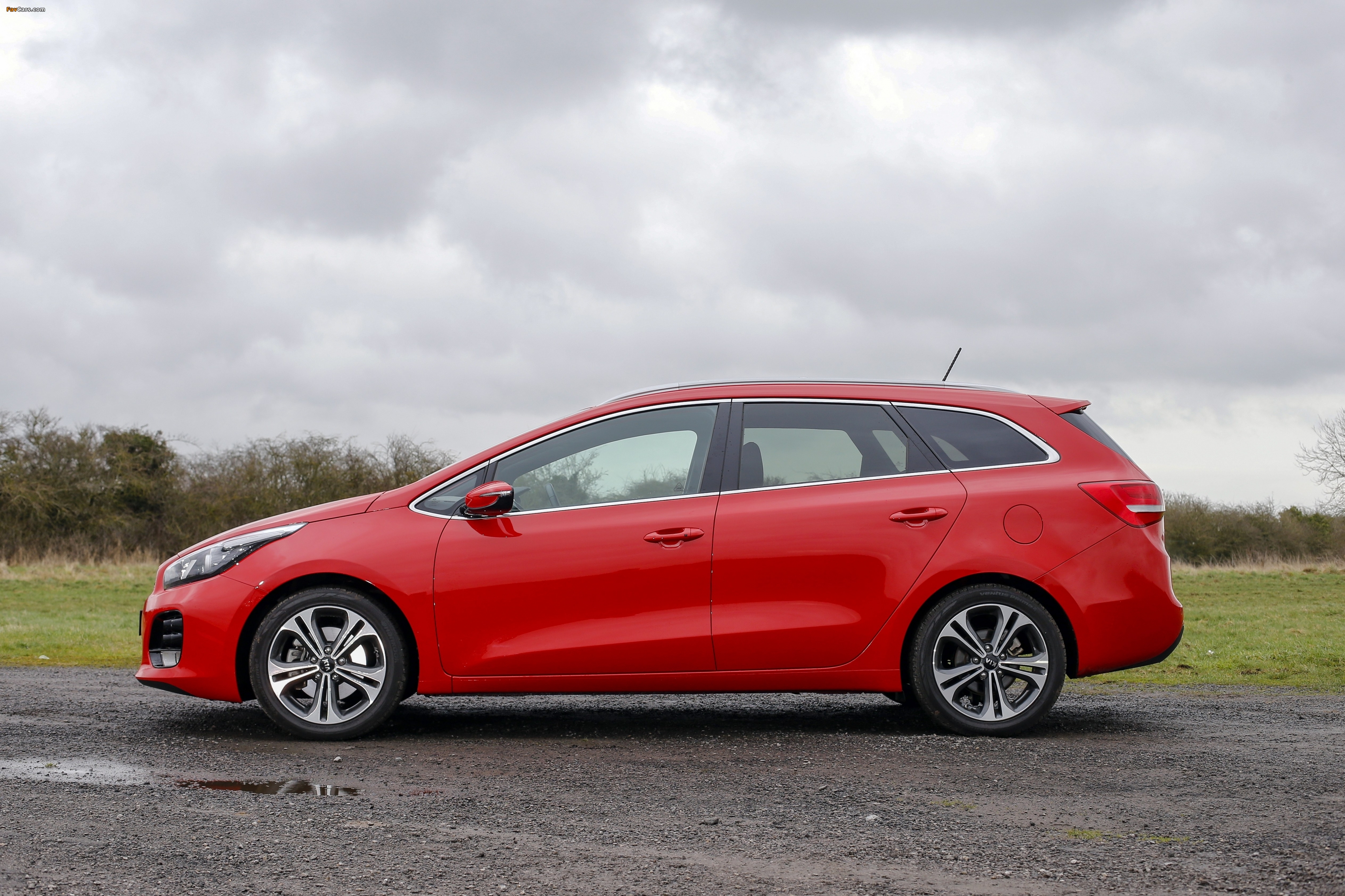 Kia ceed SW GT Line UK-spec (JD) 2015 wallpapers (3500 x 2333)