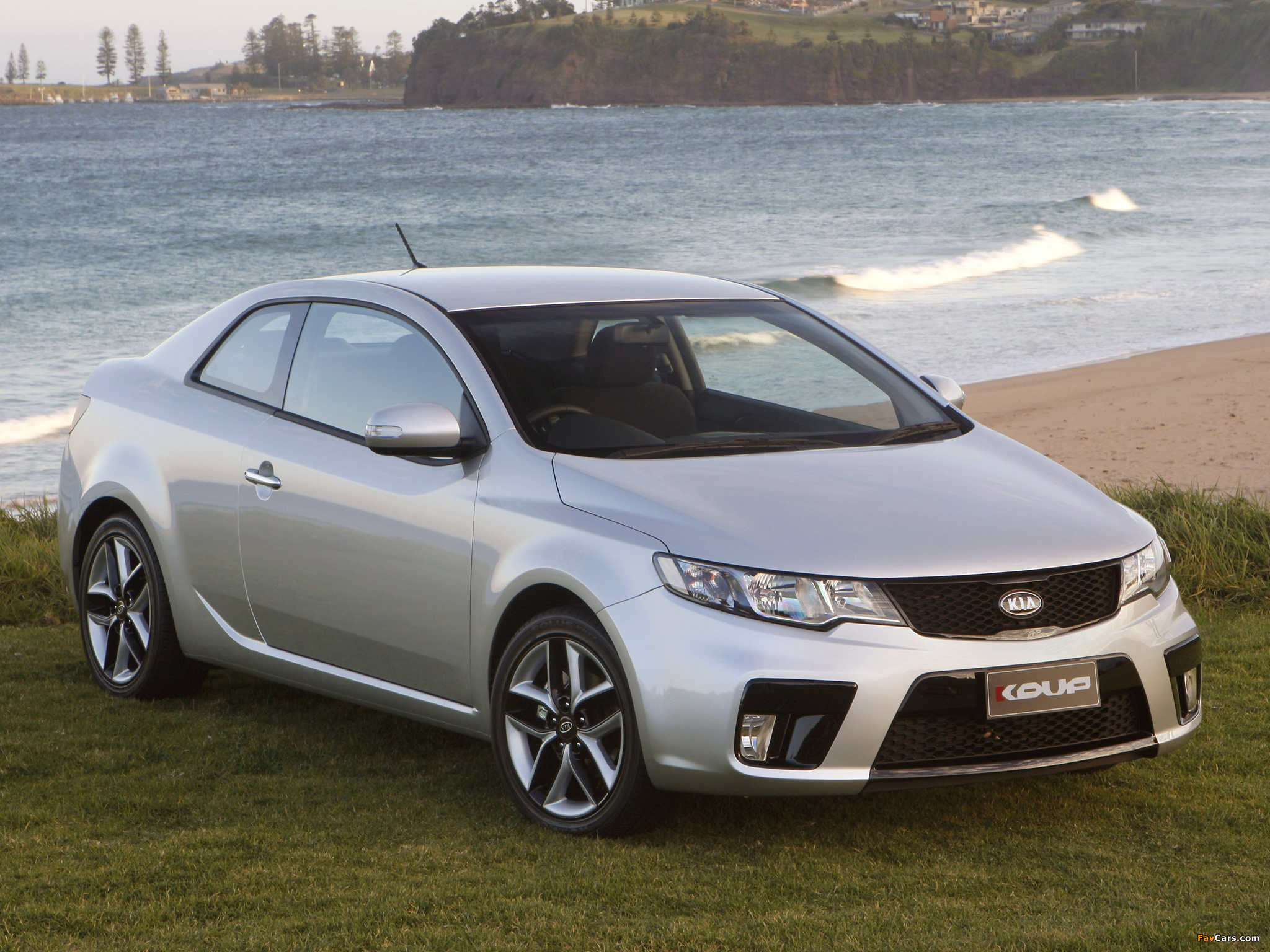 Images of Kia Cerato Koup AU-spec (TD) 2009–13 (2048 x 1536)