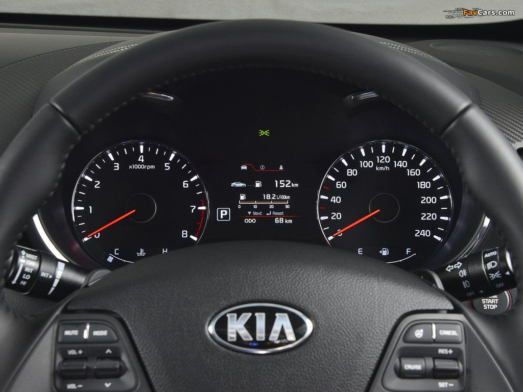 Images of Kia Cerato Sedan ZA-spec 2013 (1024 x 768)