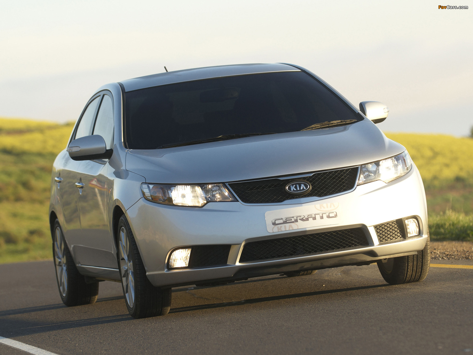 Kia Cerato Sedan ZA-spec (TD) 2009–13 images (1600 x 1200)