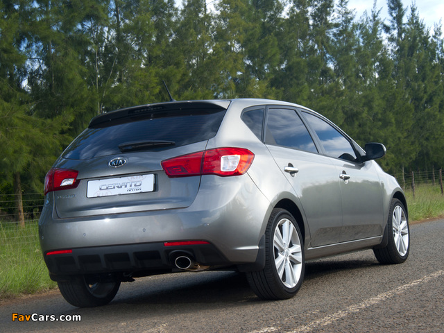 Kia Cerato Hatchback ZA-spec (TD) 2010–13 wallpapers (640 x 480)