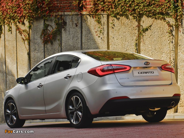 Kia Cerato Sedan 2012 photos (640 x 480)