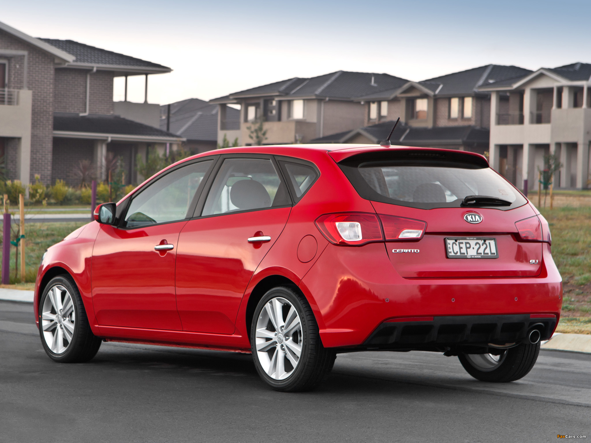 Kia Cerato Hatchback AU-spec (TD) 2012–13 pictures (2048 x 1536)