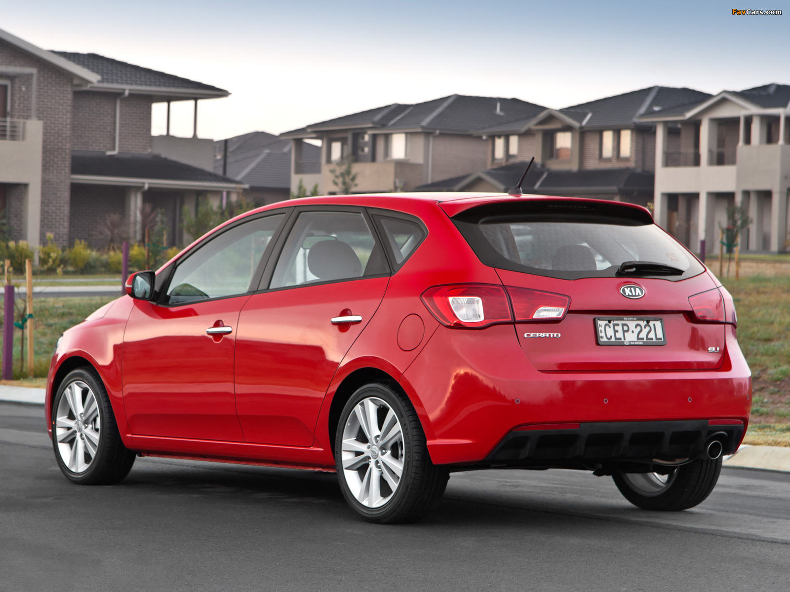 Kia Cerato Hatchback AU-spec (TD) 2012–13 pictures (1600 x 1200)