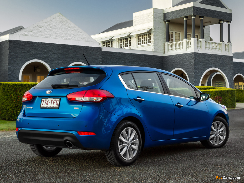 Kia Cerato Hatchback AU-spec 2013 images (1024 x 768)