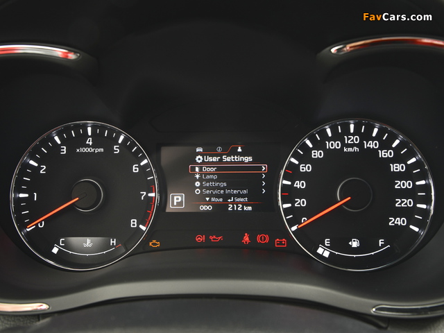 Kia Cerato Hatchback ZA-spec 2013 photos (640 x 480)