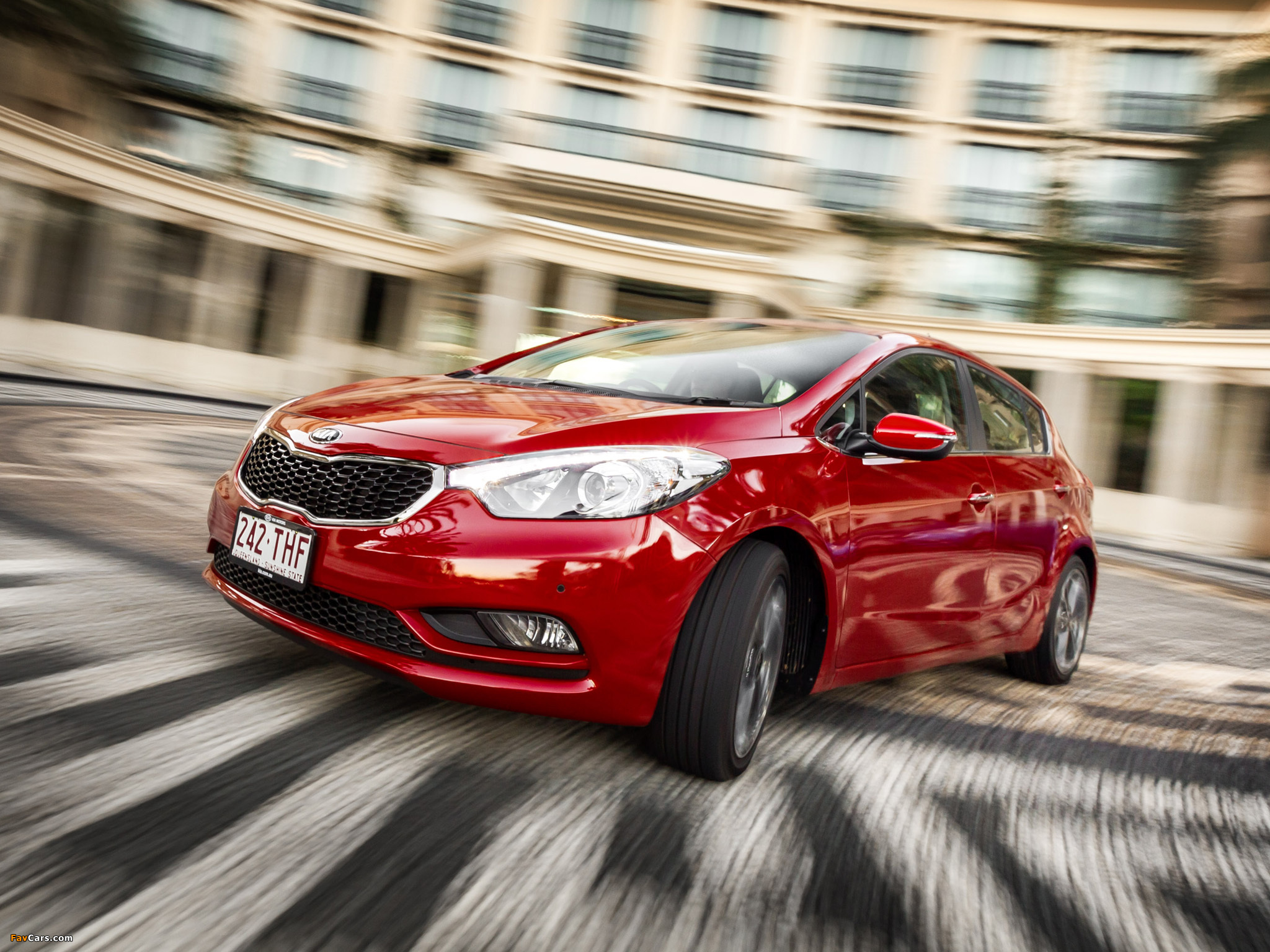 Kia Cerato Hatchback AU-spec 2013 photos (2048 x 1536)