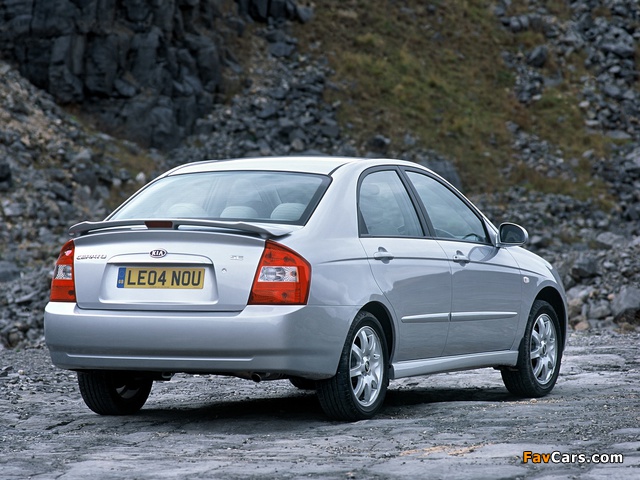 Photos of Kia Cerato Sedan UK-spec (LD) 2004–07 (640 x 480)