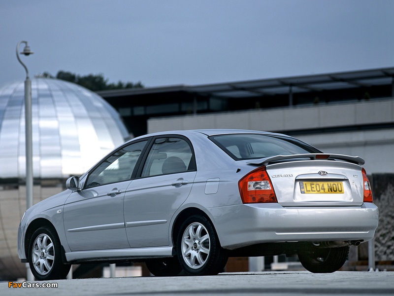 Pictures of Kia Cerato Sedan UK-spec (LD) 2004–07 (800 x 600)