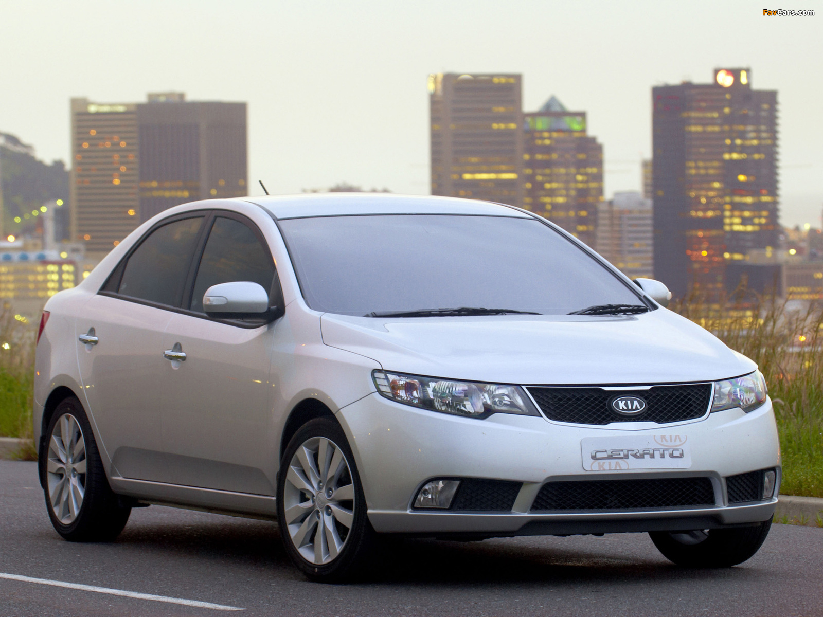 Pictures of Kia Cerato Sedan ZA-spec (TD) 2009–13 (1600 x 1200)