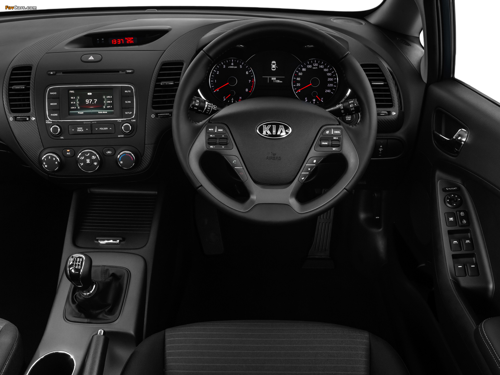 Pictures of Kia Cerato Hatchback AU-spec 2013 (1600 x 1200)