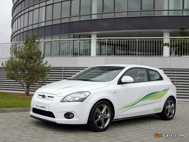 Photos of Kia eco_ceed 3-door Concept (ED) 2007 (640 x 480)