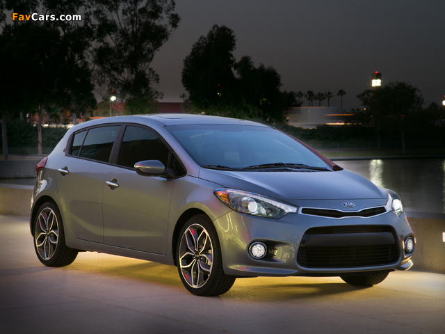 Kia Forte 5-door 2013 pictures (640 x 480)