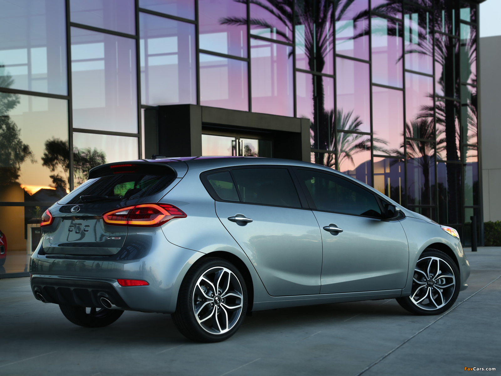 Kia Forte 5-door 2013 pictures (1600 x 1200)