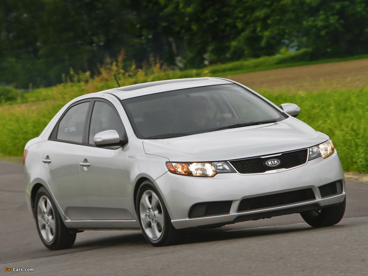 Pictures of Kia Forte (TD) 2009–13 (1280 x 960)