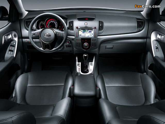 Pictures of Kia Forte (TD) 2009–13 (640 x 480)