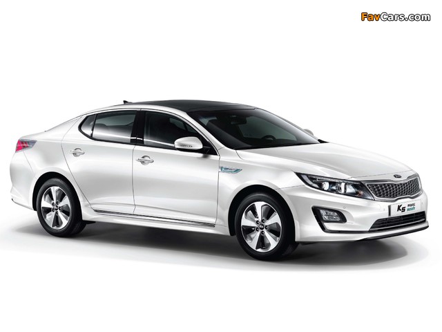 Kia K5 Hybrid 2013 images (640 x 480)