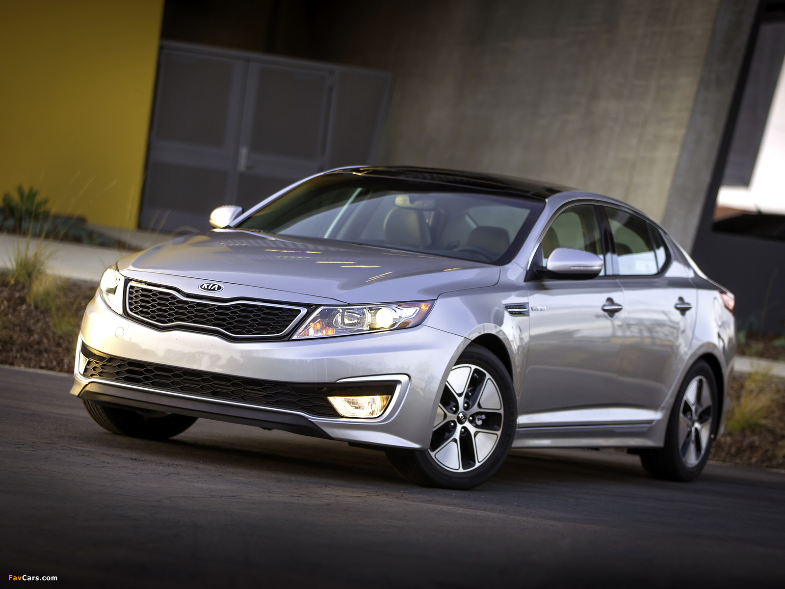 Kia Optima Hybrid (TF) 2011–14 images (1600 x 1200)