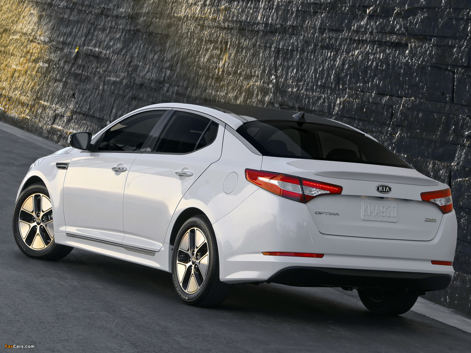 Kia Optima Hybrid (TF) 2011–14 images (1600 x 1200)