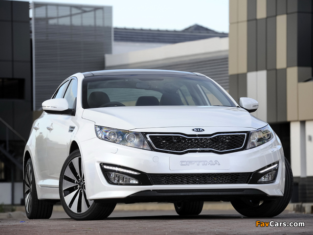 Photos of Kia Optima ZA-spec (TF) 2012 (640 x 480)