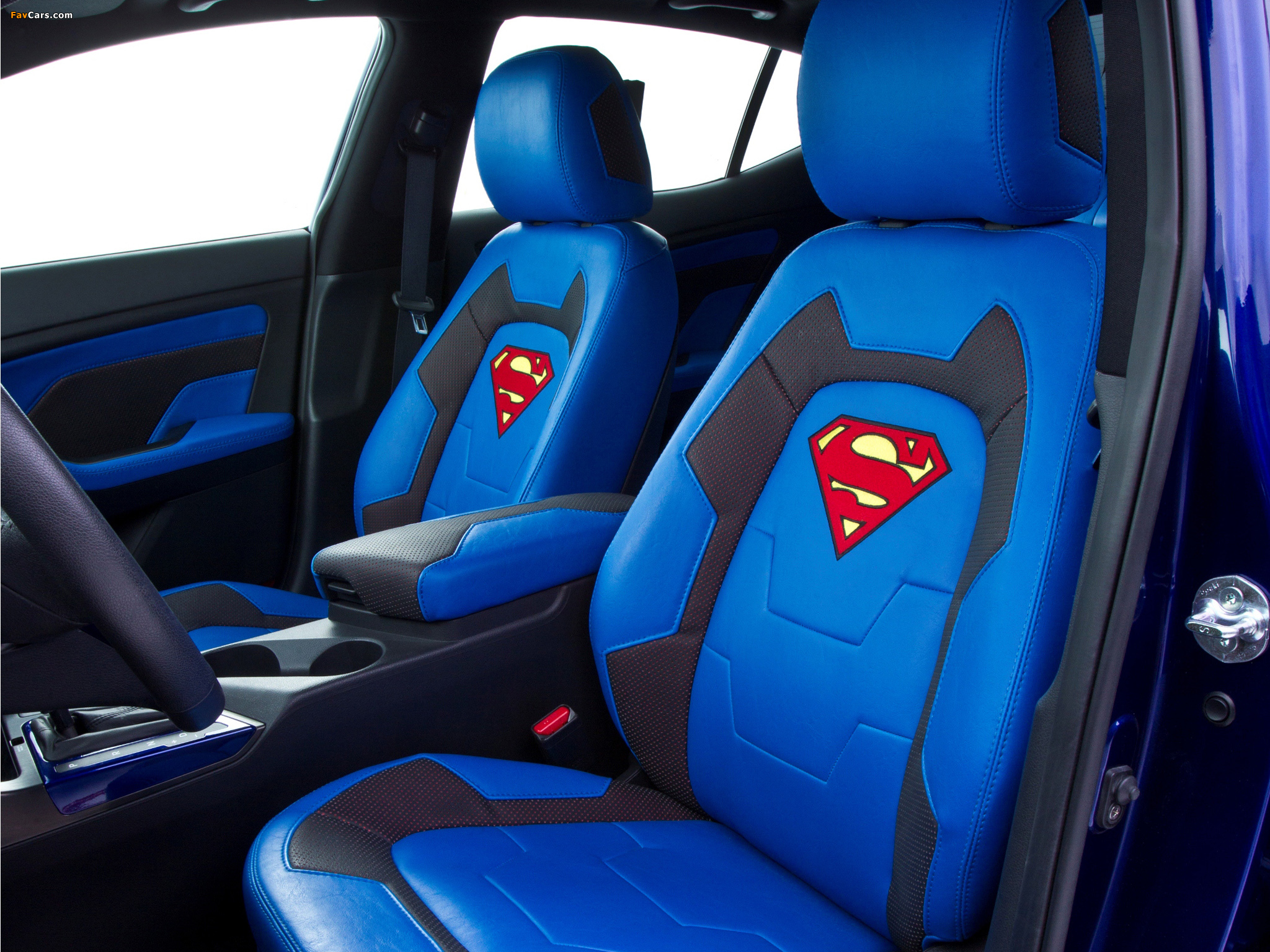 Photos of Kia Optima Hybrid Inspired by Superman (TF) 2013 (2048 x 1536)