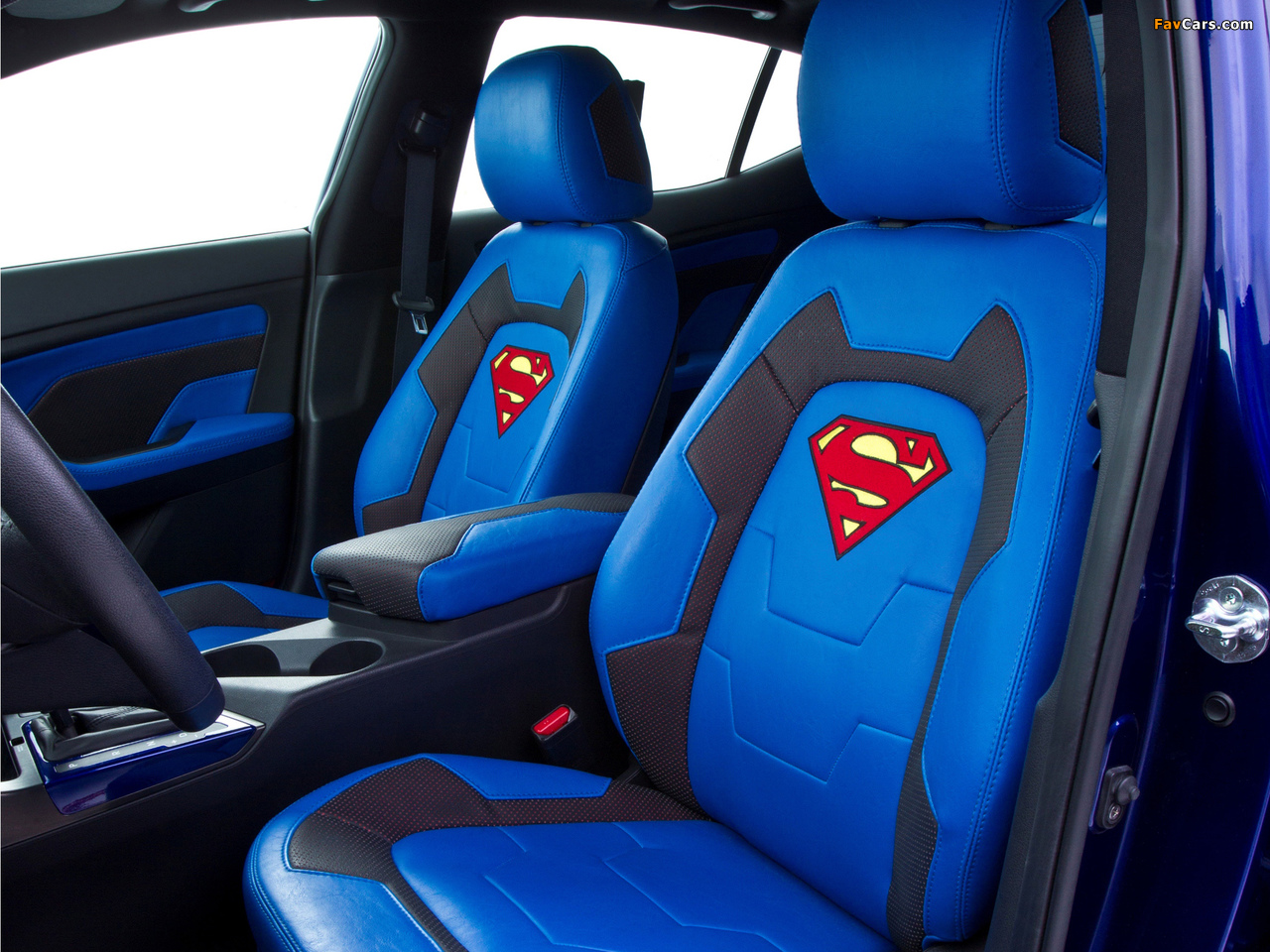 Photos of Kia Optima Hybrid Inspired by Superman (TF) 2013 (1280 x 960)
