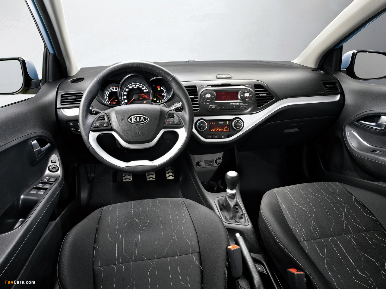 Photos of Kia Picanto 5-door (TA) 2011 (1280 x 960)