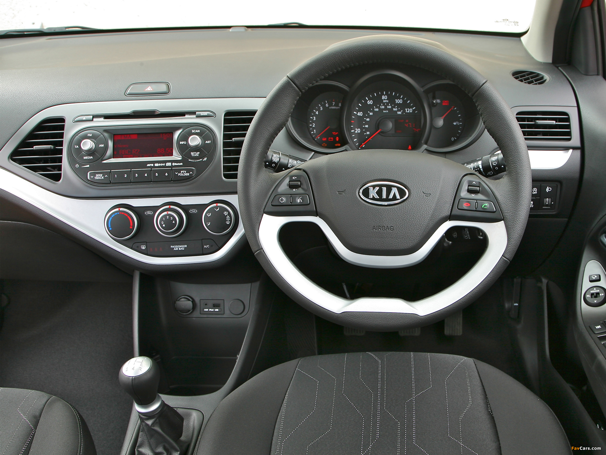 Photos of Kia Picanto 5-door UK-spec (TA) 2011 (2048 x 1536)