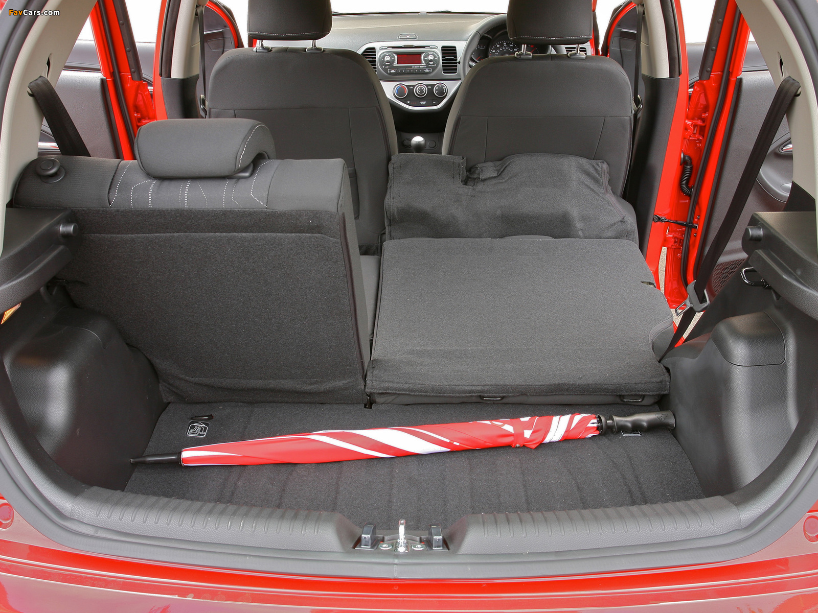 Pictures of Kia Picanto 5-door UK-spec (TA) 2011 (1600 x 1200)