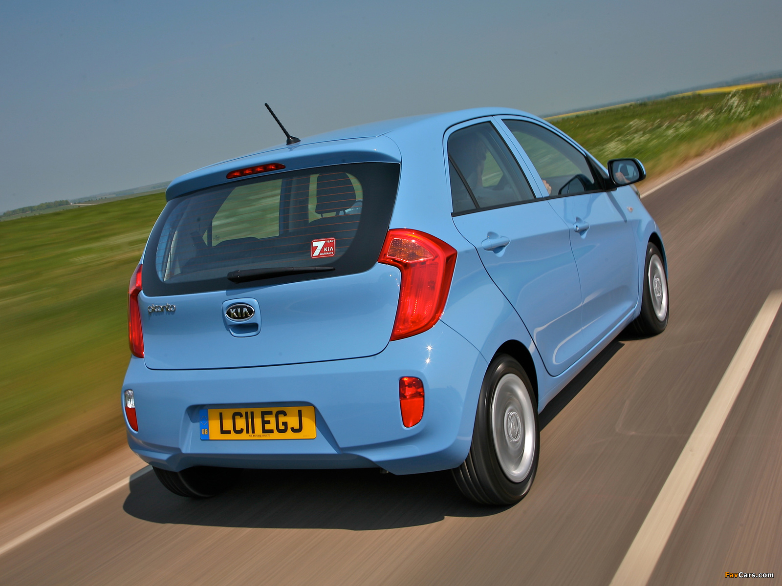 Pictures of Kia Picanto 5-door UK-spec (TA) 2011 (1600 x 1200)