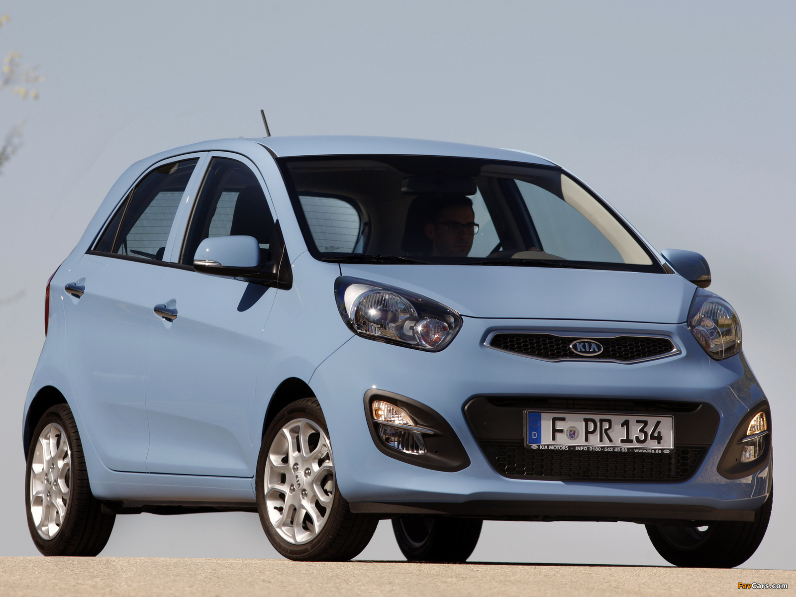 Kia Picanto 5-door (TA) 2011 wallpapers (1600 x 1200)