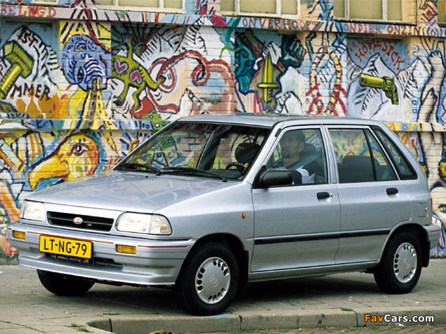 Kia Pride 5-door 1987–2000 images (640 x 480)