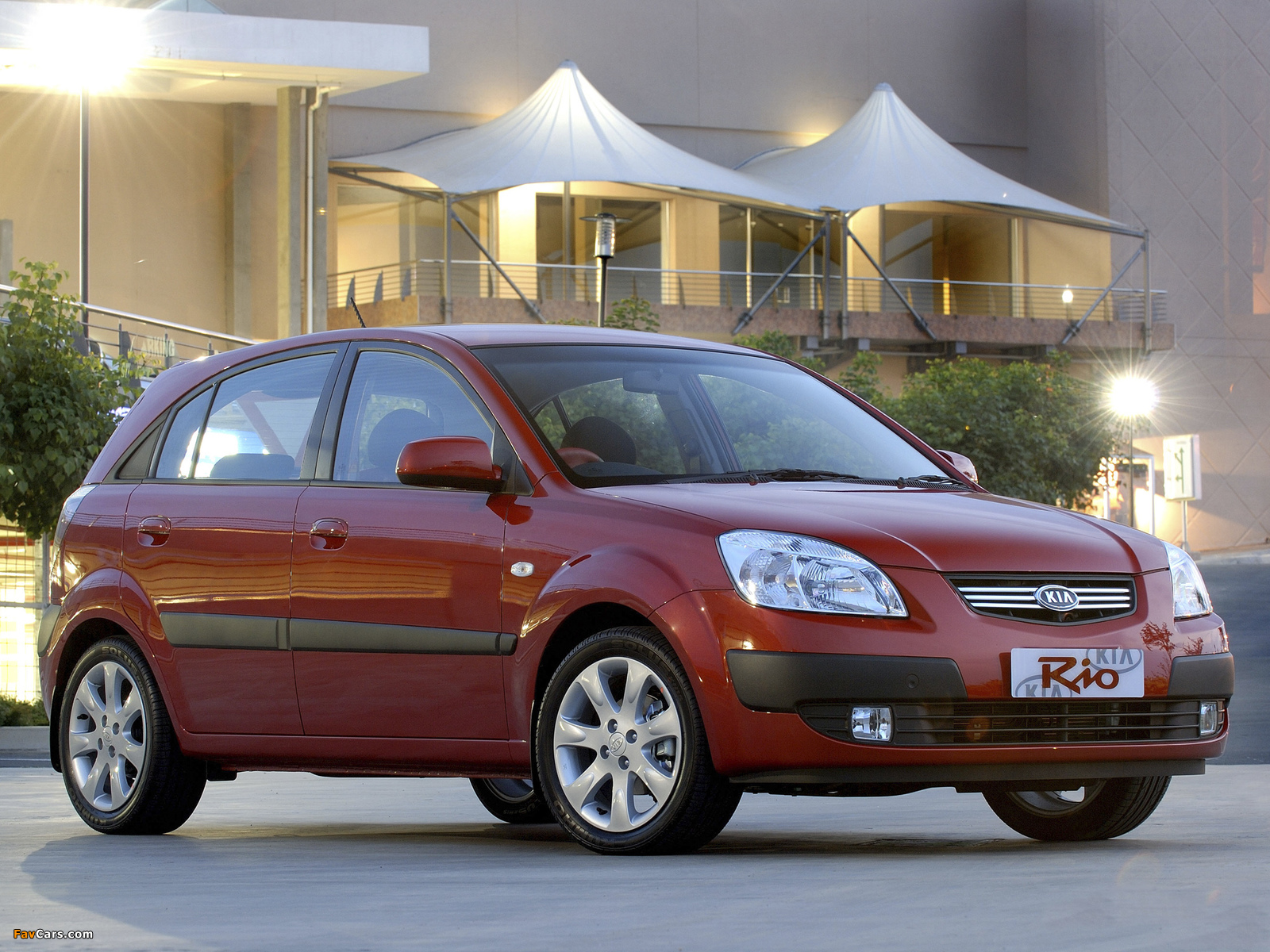 Images of Kia Rio Hatchback ZA-spec (JB) 2005–08 (1600 x 1200)